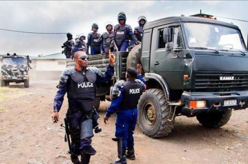 <p>20.000 USD comme frais de fonctionnement de la police à Kinshasa : Pour le député Bukula, c’est peu, le gouvernement Ngobila doit s’expliquer</p>
