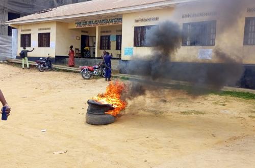 <p>Grogne des agents du cadastre à Bunia suite à l’imbogrilio observé à la tête de la division provinciale</p>
