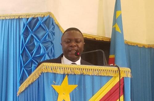 <p>« Ceux qui ont échoué lamentablement dans la gestion sécuritaire du pays ne doivent pas chercher à partager leur bilan chaotique avec ceux qui ne sont pas constitutionnellement concernés par celui-ci » (Ngahangondi)</p>

