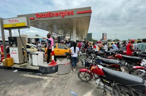 <p>Le ministère de l’Economie Nationale fixe les prix des carburants terrestres et d’aviation dans les zones d’approvisionnement</p>
