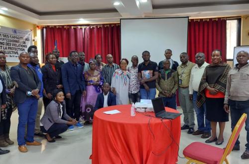 <p>Une Vingtaine de Journalistes prennent part à une formation sur le cas de violations des droit de l’homme</p>
