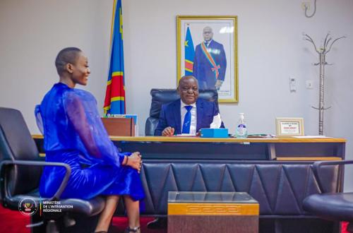 Mbusa Nyamwisi soutient Eunice Flavour Yaosiya, Miss RDC pour la CAN de Miss 2023