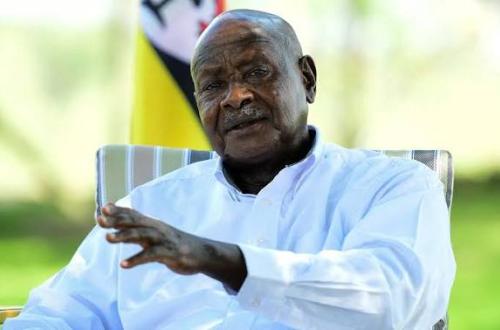Ouganda : Yoweri Museveni reconduit pour un septième mandat dans un scrutin sous haute tension