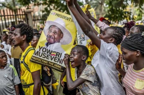 Présidentielle en Ouganda : l’Union Africaine félicite Museveni après sa réélection et salue le déroulement du scrutin