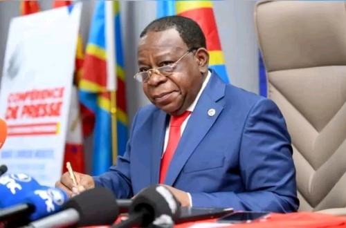 Crise au sommet de l’AFDC-A : des Sénateurs désavouent Modeste Bahati Lukwebo