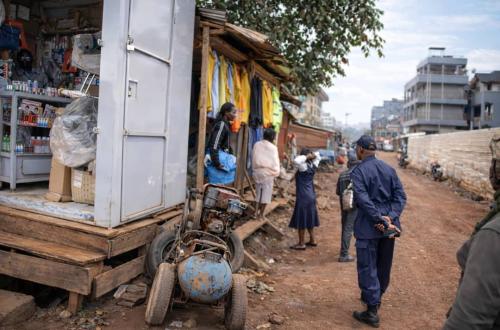 Butembo : Une task-force autorités-police mobilisée pour évacuer les kiosques métalliques et en bois de la ville