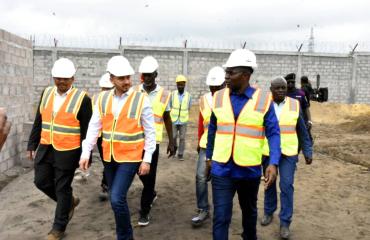 ZES de Kin-Malebo : Julien Paluku inspecte les travaux de construction des infrastructures par la société ARISE