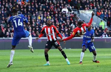 Premier League : magnifique but du Congolais Yoane Wissa, Chelsea et Brentford se respectent
