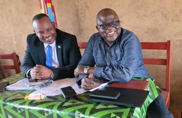 EDU-NC Haut-Lomami 1 : Alfred Sabiti et Claude Kanku clôturent la campagne « Je ramasse, je trie, je jette à la poubelle »