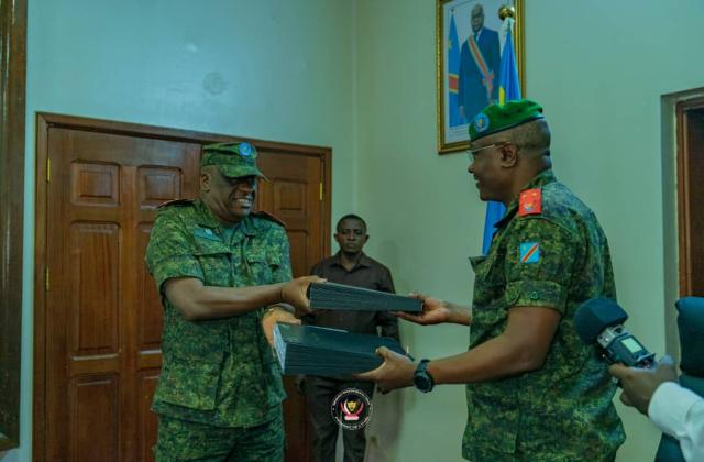 Ituri : « Je combats l’ennemi, je ne chasse pas les gens… s’ils reviennent à la raison, c’est leur pays », Luboya N'kashama défend cinq ans d’action