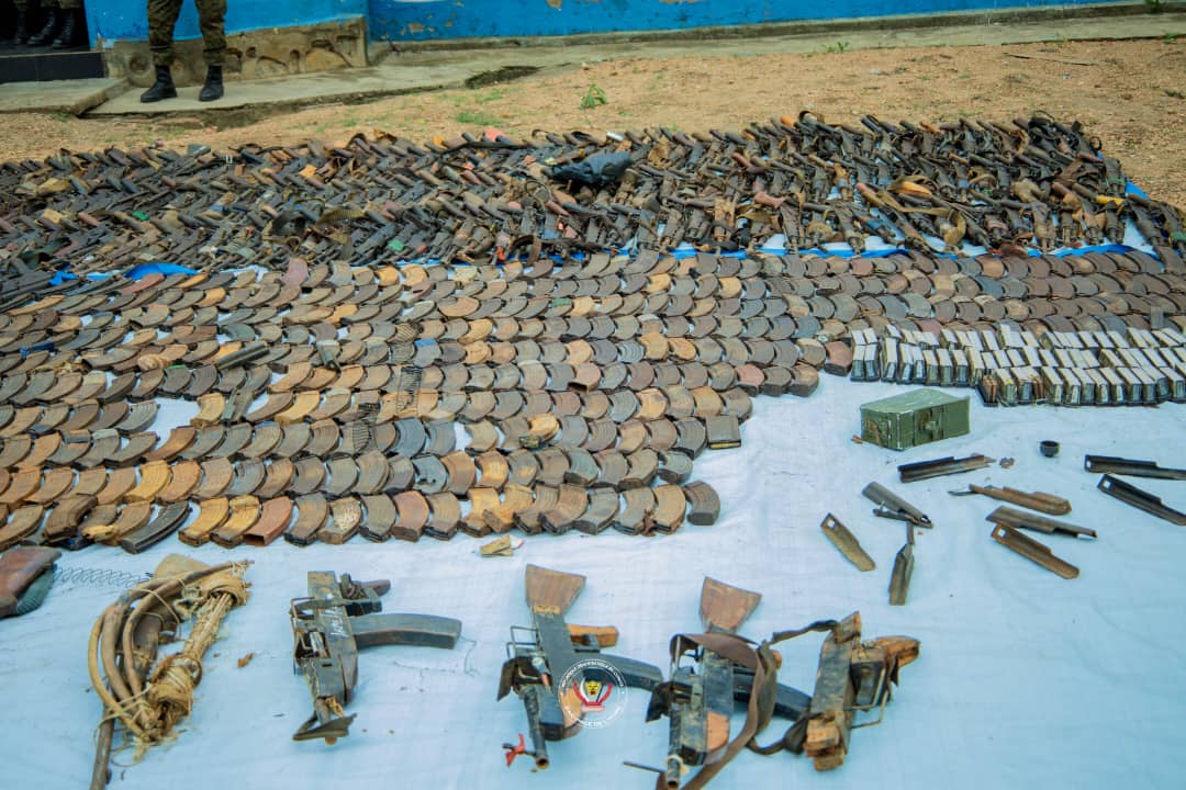 49 miliciens capturés, 100 redditions et plus de 500 armes saisies par l'armée