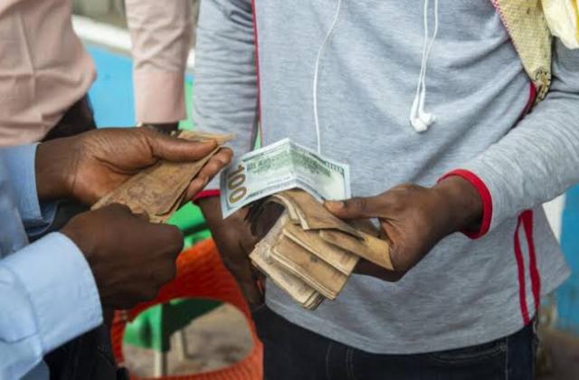RDC : la BCC rassure sur la confiance dans le franc congolais et lance une opération d’échange des billets usés