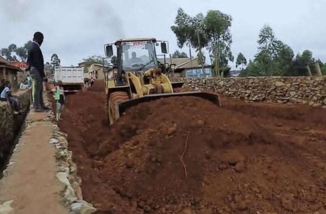Butembo : le coût du boulevard « Enock Muvingi Nyamwisi » au cœur d’un débat sur la gestion des fonds publics