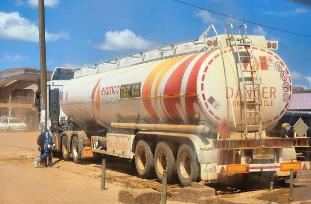 RDC : nouveaux prix des carburants dans la zone Est, l’essence fixée à 4 205 CDF le litre indique la nouvelle structure des prix