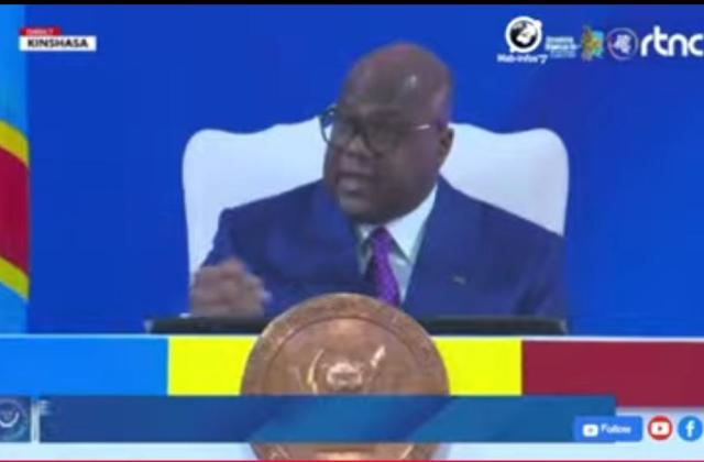 RDC : « armée infiltrée, mal équipée », Tshisekedi revient sur les défis sécuritaires et justifie le choix de la diplomatie