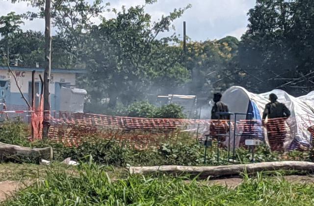 Ebola en Ituri : violences à Rwampara, une structure de prise en charge attaquée et des tentes d’isolement incendiées
