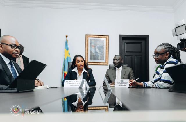 RDC : Grâce Kutino poursuit les travaux préparatoires relatifs à la mise en œuvre de la Carte Avantage Jeune