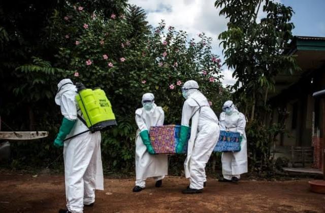 Beni : des jeunes motocyclistes s’en prennent à une structure sanitaire sur fond de tension autour d’un décès suspect lié à Ebola