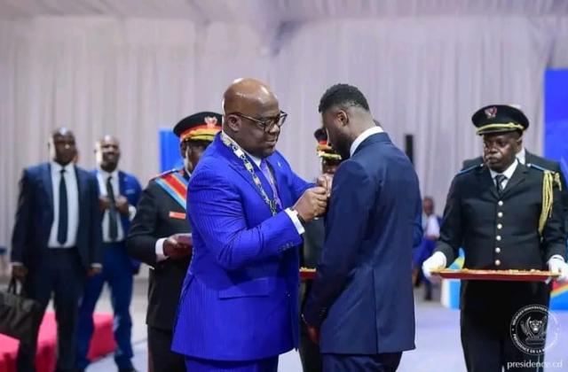 Mondial 2026 : Félix Tshisekedi décore les Léopards et leur staff à Kinshasa
