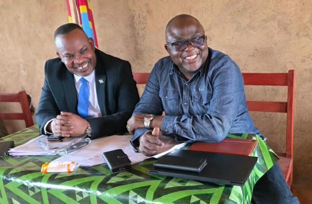EDU-NC Haut-Lomami 1 : Alfred Sabiti et Claude Kanku clôturent la campagne « Je ramasse, je trie, je jette à la poubelle »