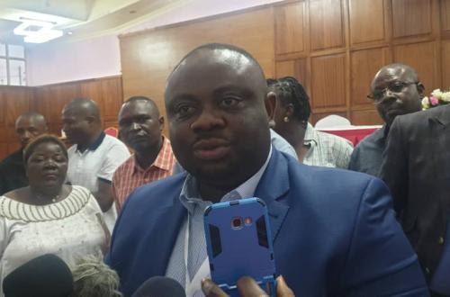 <p>Impraticabilité de la route menant à la douane d’Ishasha au Nord-Kivu : l’ACCAD menace de ne plus faire de déclaration des marchandises</p>
