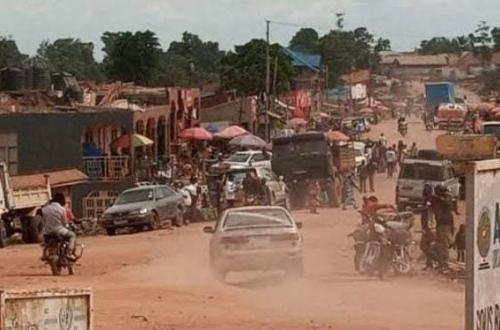 <p>Des rebelles ADF exécutent deux otages près d’Otomabere</p>
