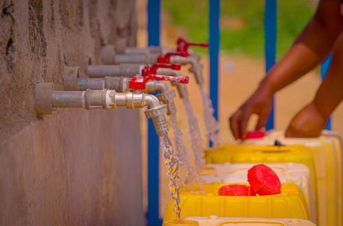 <p>Plusieurs habitants des quartiers Majengo, Katoy et Kasika vivent sans eau potable depuis plusieurs jours</p>
