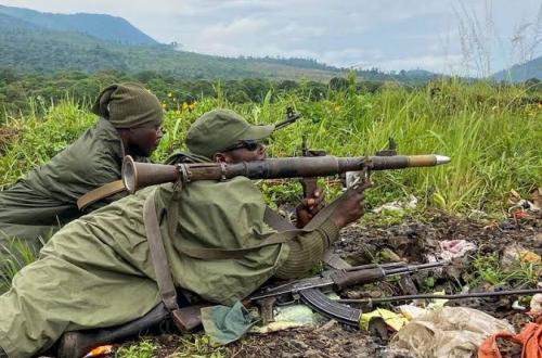 <p>Guerre du M23 : La société civile de Rumangabo dénonce les exactions dont sont auteurs les terroristes contre la population civile</p>
