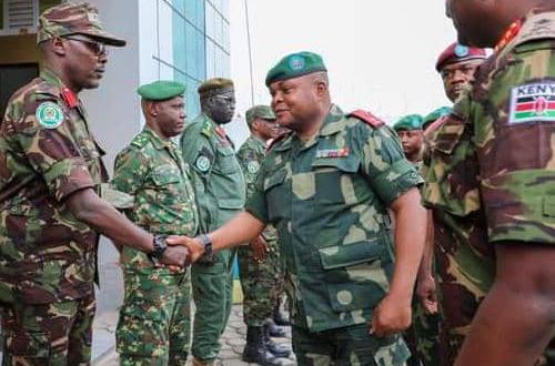 Nord-Kivu : Le Chef d'Etat Major Général des FARDC Christian Tshiwewe interdit le port de téléphone par tout militaire engagé dans les opérations