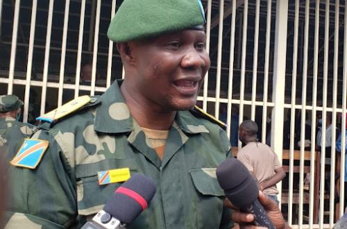 Nord-Kivu : “Les FARDC réagissent de la manière la plus forte pour donner une leçon à l’ennemi” ( Colonel Ndjike Kaiko)