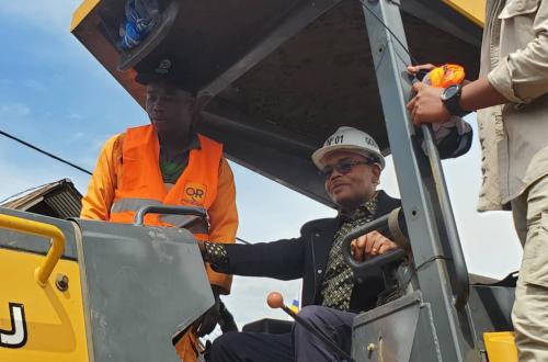 Sud-Kivu : Théo Ngwabidje lance les travaux de réhabilitation de la RN3 tronçon MITI-BITALE