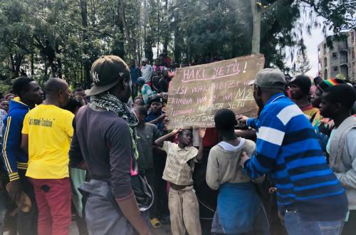 Nord-Kivu : En colère suite à un détournement présumé d’une assistance humanitaire qui leur est destinée, les déplacés descendent dans les rues de Goma