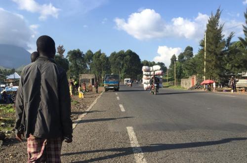 Guerre du M23 : La population civile bénéficie d’un couloir humanitaire pour quitter Kibumba, mais les belligérants se regardent encore en face