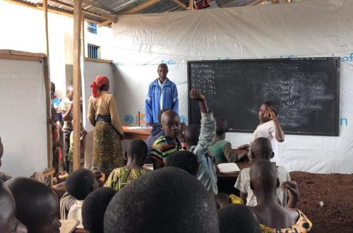 Guerre du M23 : Le gouvernement Congolais annonce la construction de 20 salles de classe au profit des enfants victimes des conflits armés