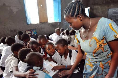Insécurité au Nord-Kivu : les enseignants des territoires de Rutshuru et Masisi n'accèdent plus à leurs salaires