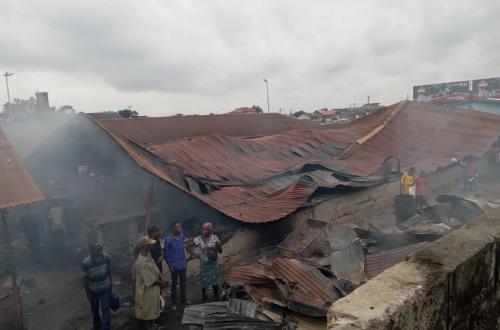 Incendie à Kinshasa : des dégâts matériels enregistrés au marché de Matete