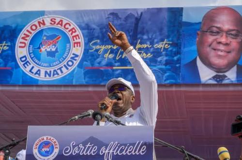 Crise au sein de la coalition au pouvoir en RDC : le président Félix Tshisekedi veut apaiser les tensions