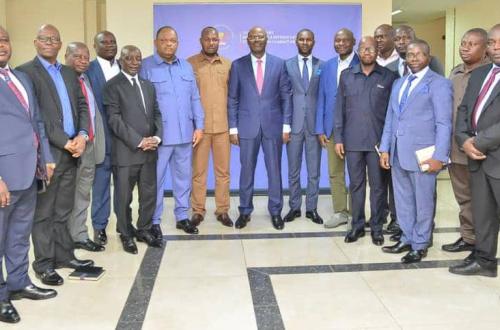RDC : la situation sécuritaire et la nécessité de lever l'état de siège au centre d'un échange entre les élus Ituriens et VPM de la défense
