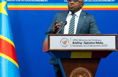 Le gouvernement initie une série de briefings autour de l'opération « Ndobo » (Patrick Muyaya)