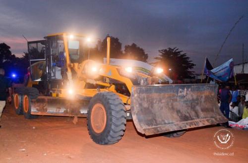 Tshisekedi lance les travaux de construction du tronçon MbujiMayi-Kabinda-Mbanga