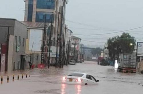 Inondations à Kampala, un signal d'alarme sur le changement climatique
