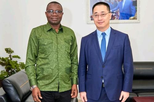 Julien Paluku s'active pour le renforcement de la coopération bilatérale en matière d'exportation des produits congolais