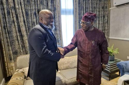 Levée d’immunité en vue ? Joseph Kabila en tête-à-tête avec Obasanjo au Zimbabwe