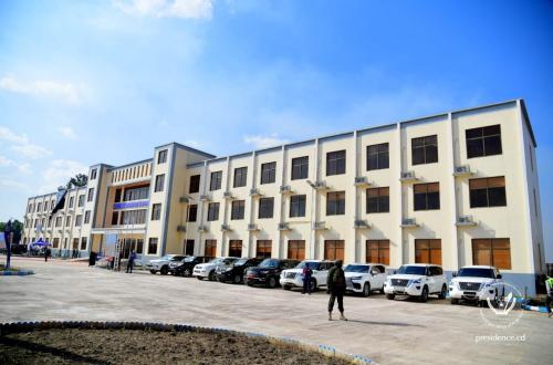 La ville de Kolwezi dotée d’une clinique moderne inaugurée par Félix Tshisekedi