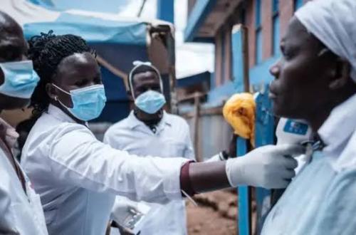 Ouganda : le ministère de la Santé dément les rumeurs d’une résurgence de la COVID-19