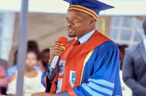 RDC : pour ses contributions exceptionnelles au monde académique, le Recteur de l’UNIGOM Muhindo Mughanda honoré par African Academia Awards 2025