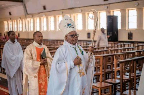 Sud-Kivu : « Le diocèse d’Uvira ne baissera pas les bras face aux menaces de balkanisation » (Évêque Sebastien Muyengo)