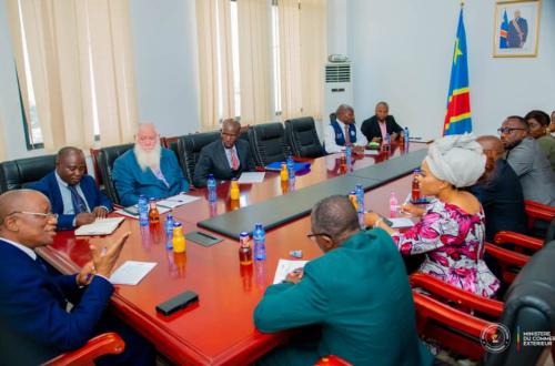 La RDC scelle un partenariat stratégique économique et commercial avec l’Australie à travers « Great Lake Commodity et Stewarts Great »