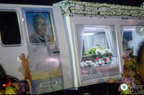 RDC : la dépouille de l’ancien président de l’Assemblée nationale Célestin Anzuluni rapatriée à Kinshasa