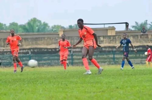 Football – Ligue 1 : l’AS Dauphin Noir s’offre Anges Verts et cumule six victoires d’affilée